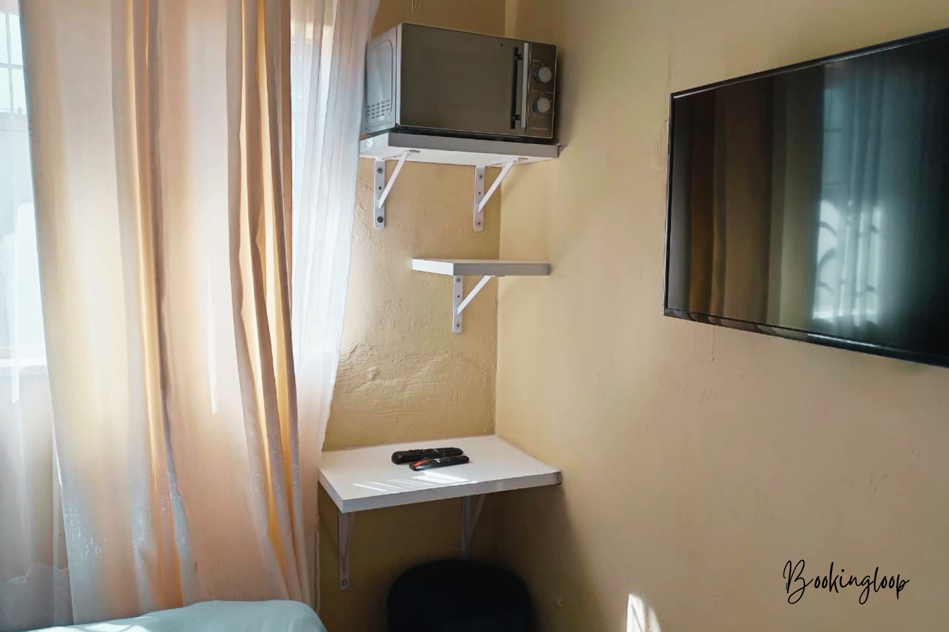 Blue Valley Room 6