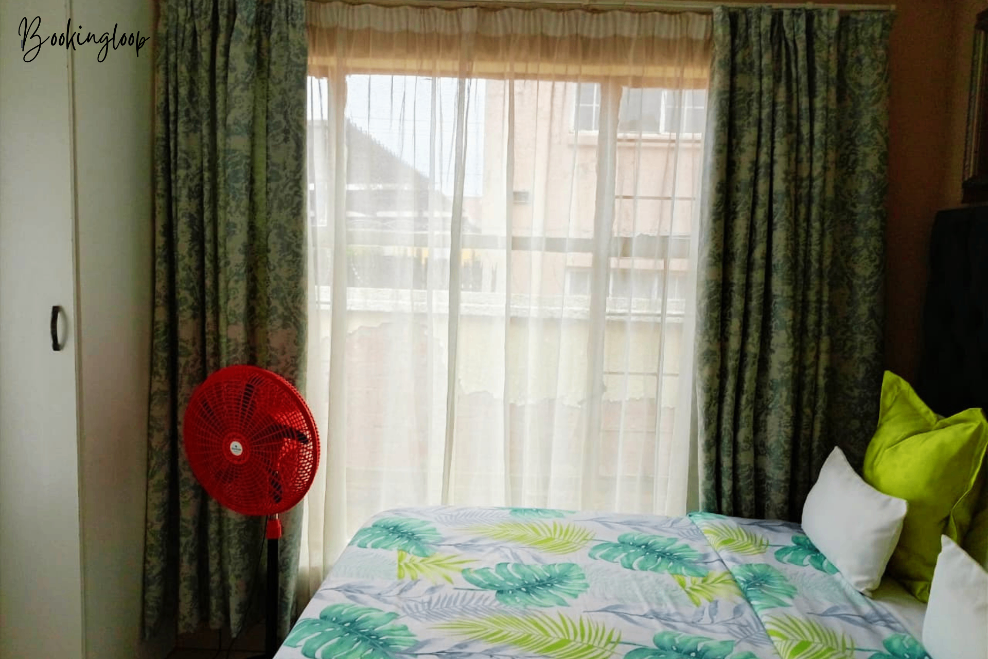 Greenland Room 4